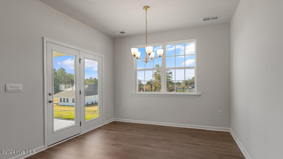 512 Ragapple Lane Aberdeen, NC 28315 - Photo 13 of 39 Bristol