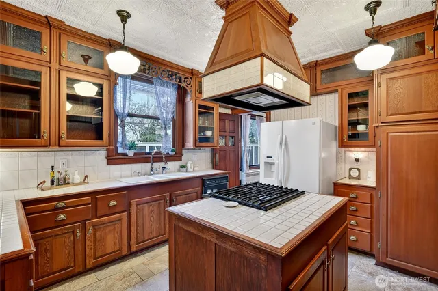 $579,999 | 615 North Pearl Street, Centralia, WA 98531