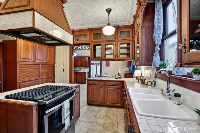 $579,999 | 615 North Pearl Street, Centralia, WA 98531