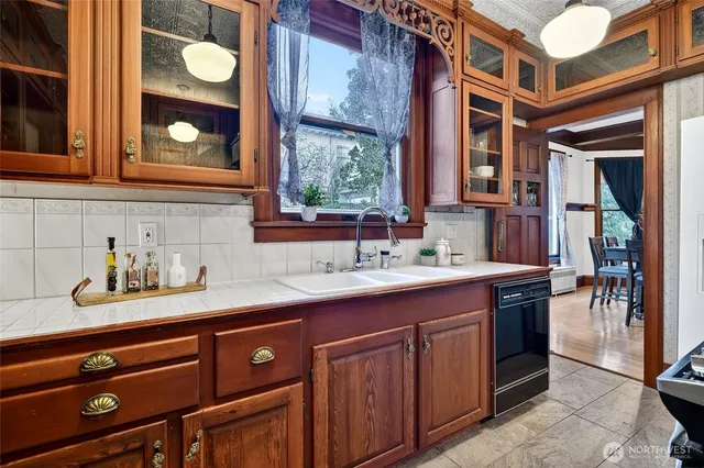 $579,999 | 615 North Pearl Street, Centralia, WA 98531