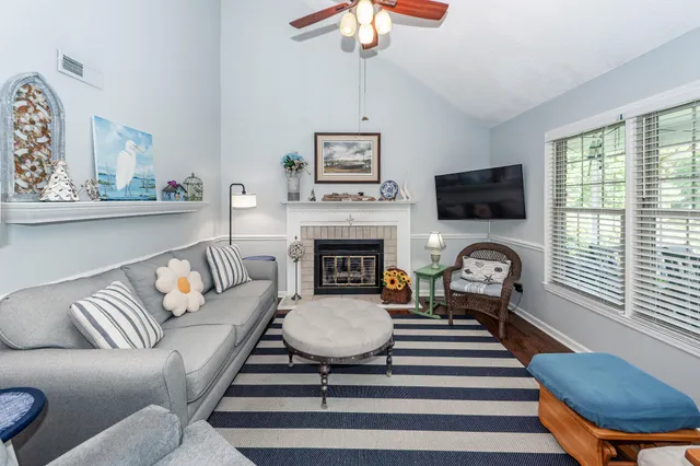 $325,000 | 1301 Audubon Court, Summerville, SC 29485