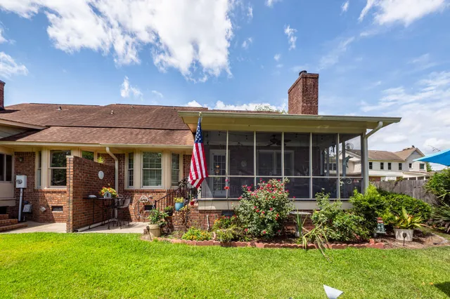 $325,000 | 1301 Audubon Court, Summerville, SC 29485