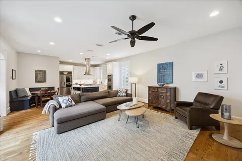 $1,450,000 | 2124 Gostick Street, Houston, TX 77008