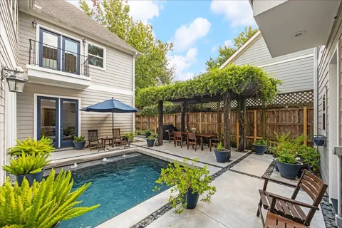 $1,450,000 | 2124 Gostick Street, Houston, TX 77008