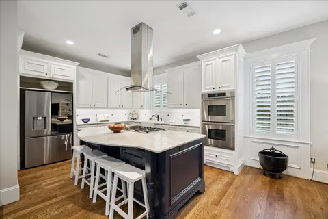 $1,450,000 | 2124 Gostick Street, Houston, TX 77008