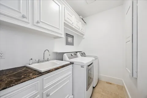 $1,450,000 | 2124 Gostick Street, Houston, TX 77008