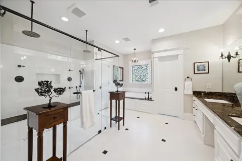 $1,450,000 | 2124 Gostick Street, Houston, TX 77008