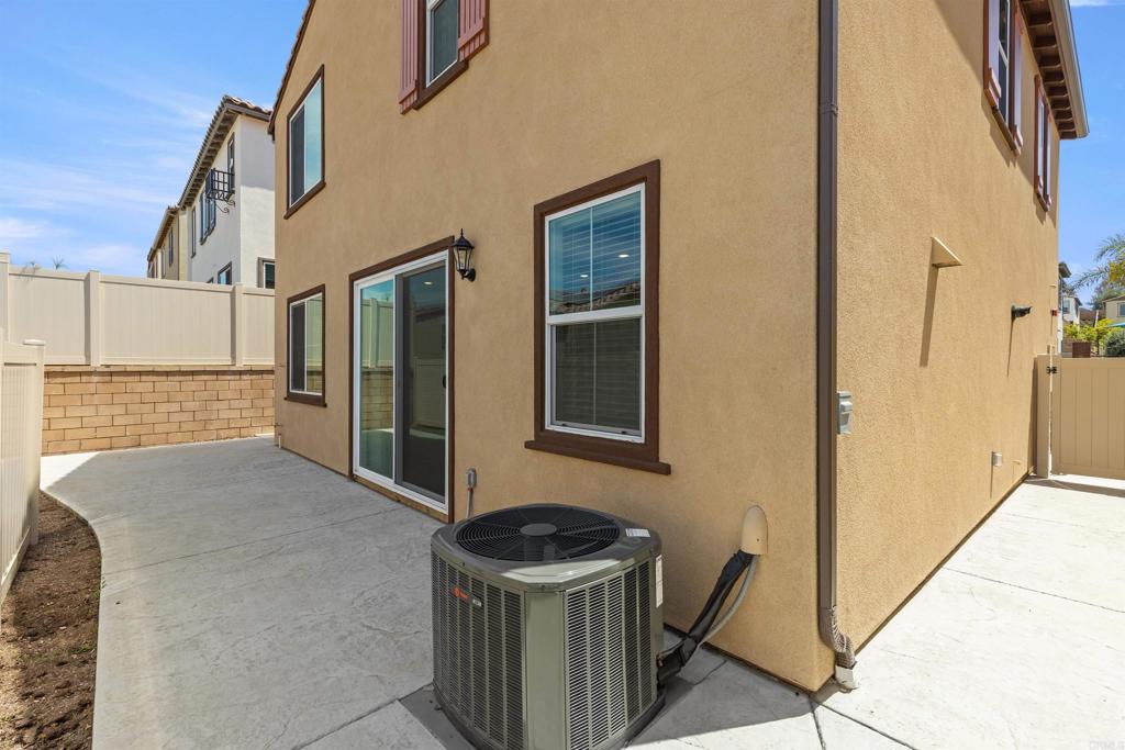 895 Brookdale Drive Vista, CA 92081 - Photo 11 of 45 a view of an entryway with seating area