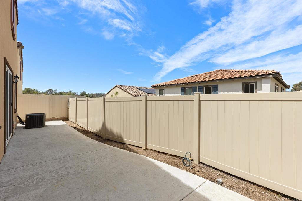 895 Brookdale Drive Vista, CA 92081 - Photo 6 of 45 a view of a terrace