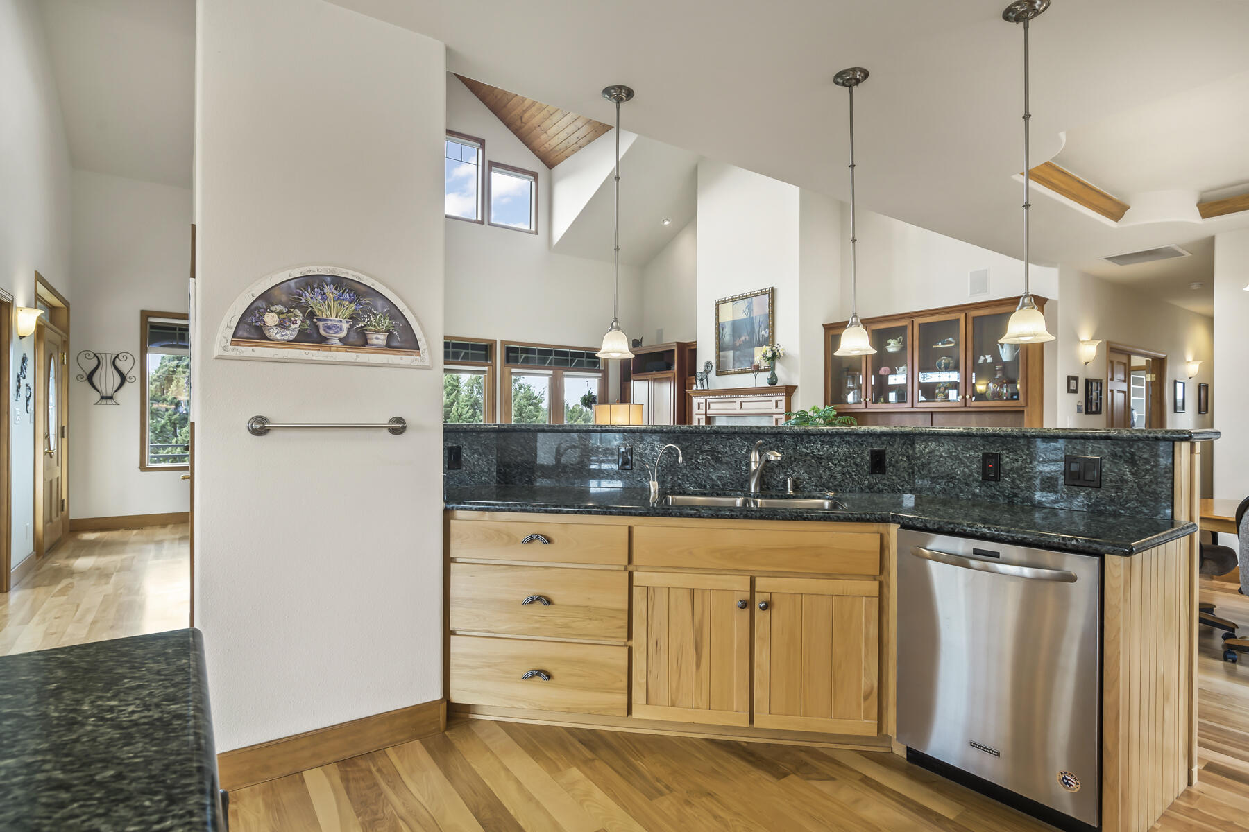 60850 Jennings Road Bend, OR 97702 - Photo 14 of 52 a view of a living room and entryway