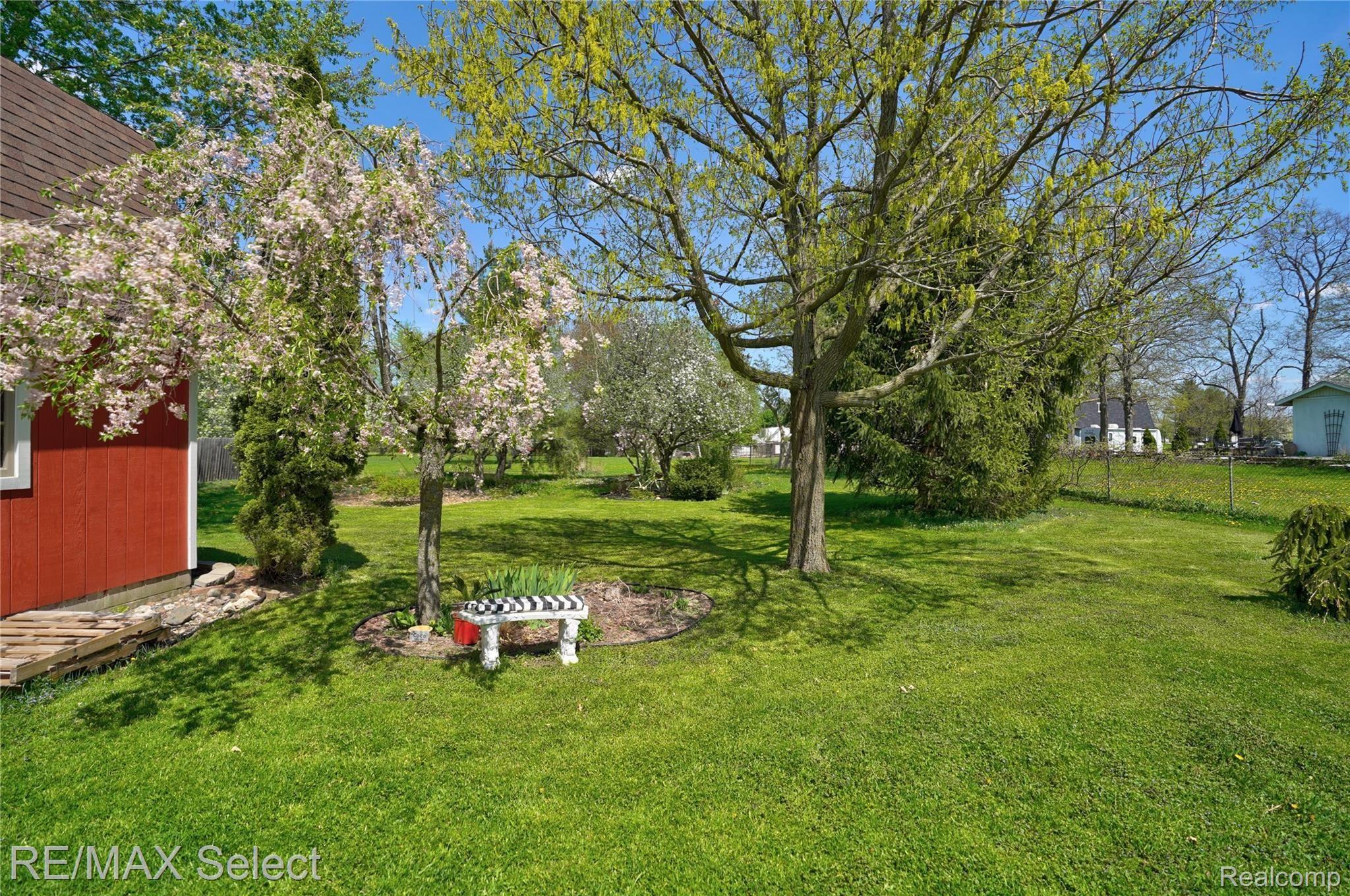 7409 Embury Road Grand Blanc, MI 48439 - Photo 31 of 36 7409 Embury Rd 17.jpg