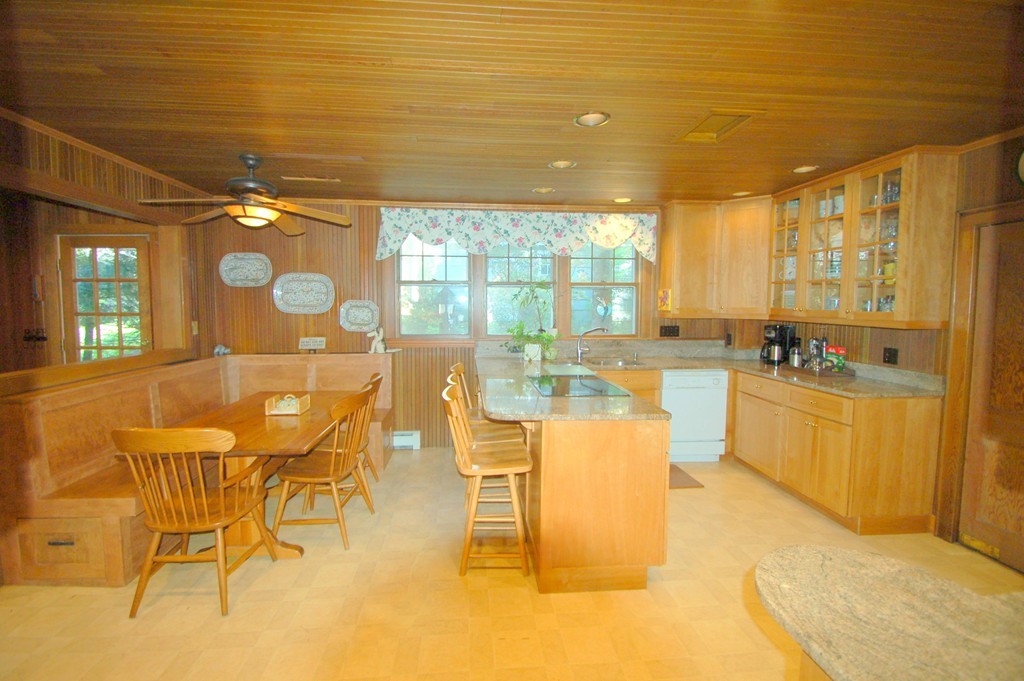 6 Strathmere Club Amesbury, MA 01913 - Photo 10 of 27 Gallery Image 10