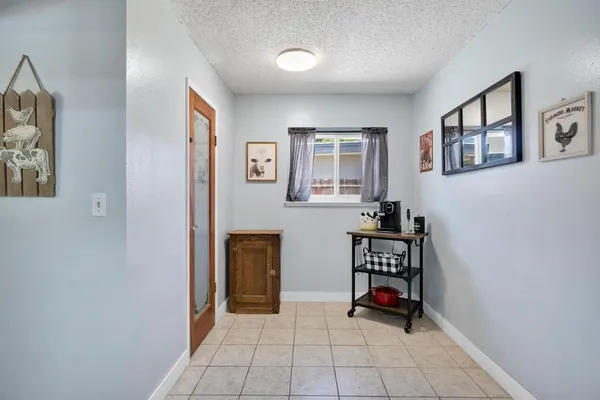 $525,000 | 2461 16th Avenue, Kingsburg, CA 93631