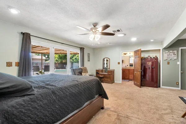 $525,000 | 2461 16th Avenue, Kingsburg, CA 93631