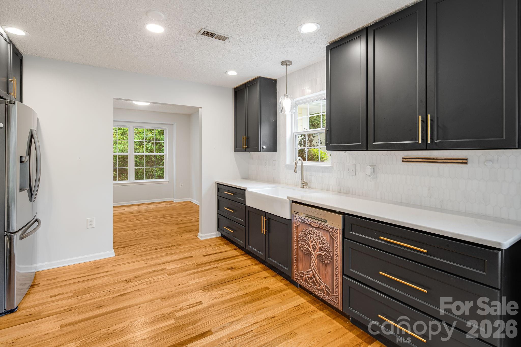 747 Osborne Road Clyde, NC 28721 - Photo 10 of 40 Gallery Image 10