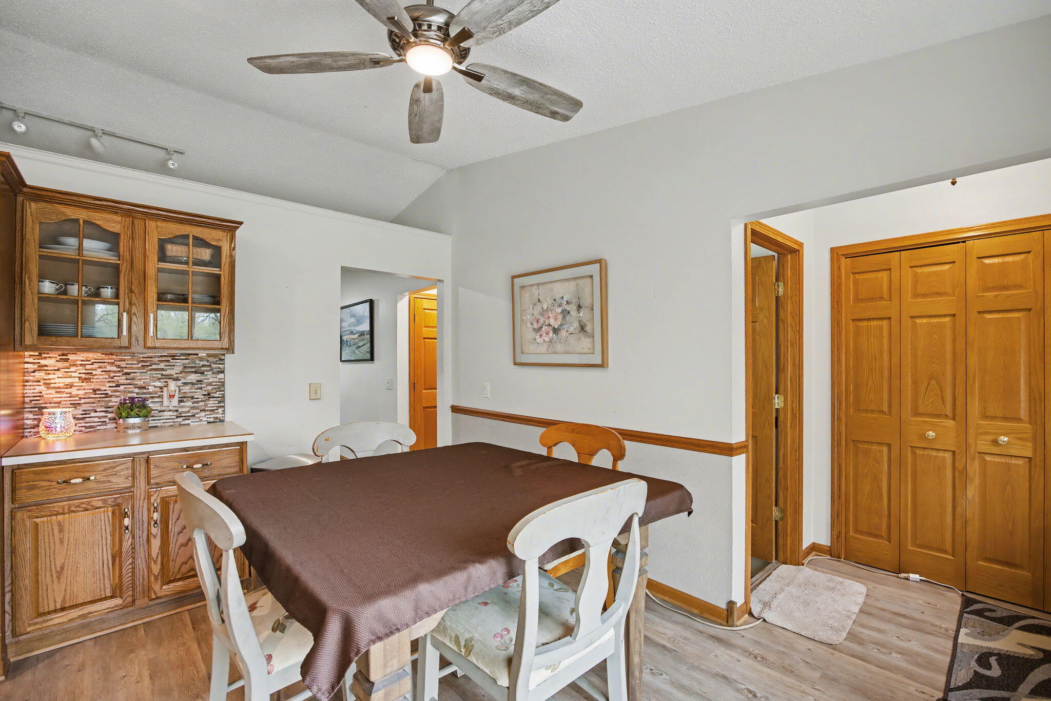6950 Lacey Lake Road Bellevue, MI 49021 - Photo 12 of 53 16-web-or-mls-CQ1A7621