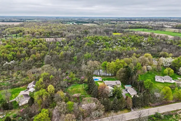 $440,000 | 6950 Lacey Lake Road, Bellevue, MI 49021