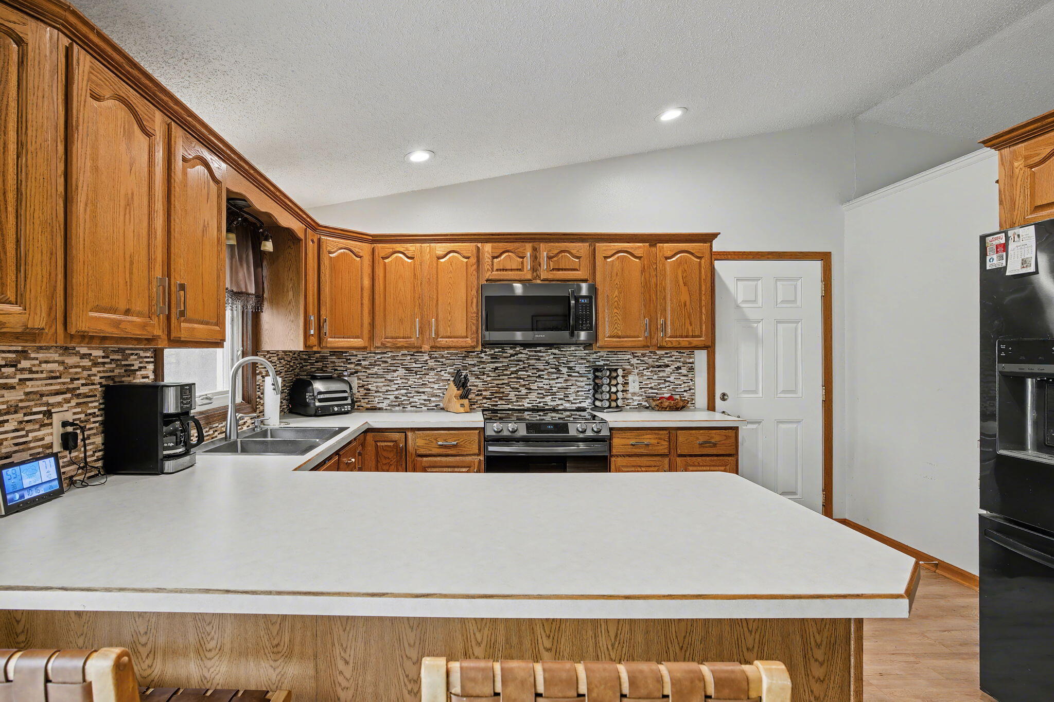 6950 Lacey Lake Road Bellevue, MI 49021 - Photo 10 of 53 13-web-or-mls-CQ1A7624