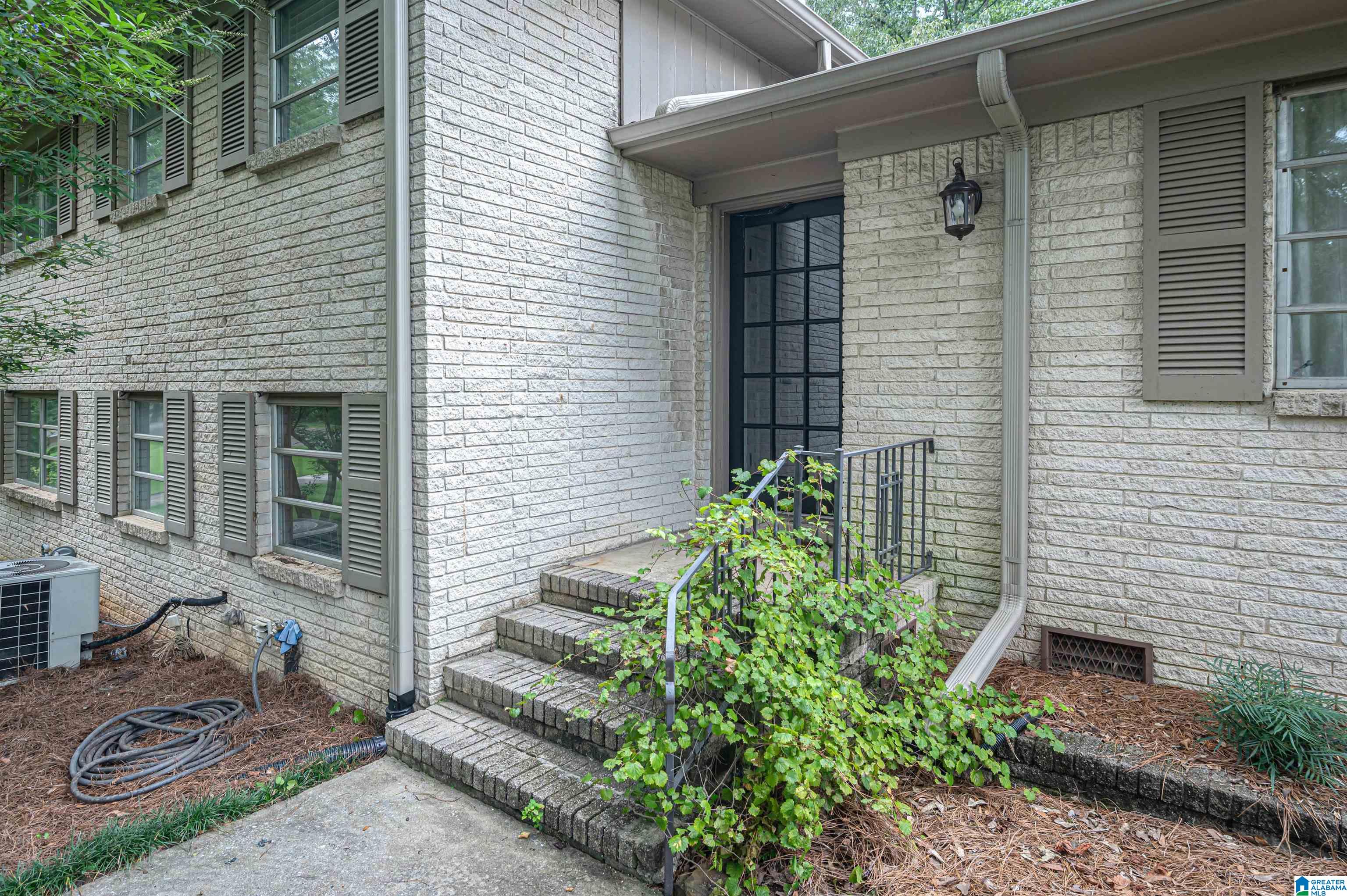 1904 Greenvale Road Birmingham, AL 35226 - Photo 4 of 45