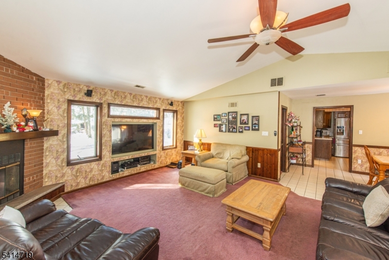 181 Center Grove Road Randolph, NJ 07869 - Photo 19 of 49