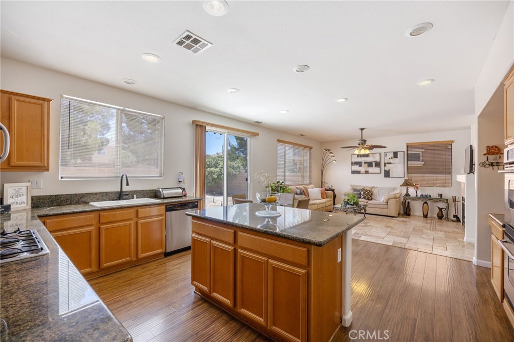 43934 Spring Street Lancaster, CA 93536 - Photo 19 of 37