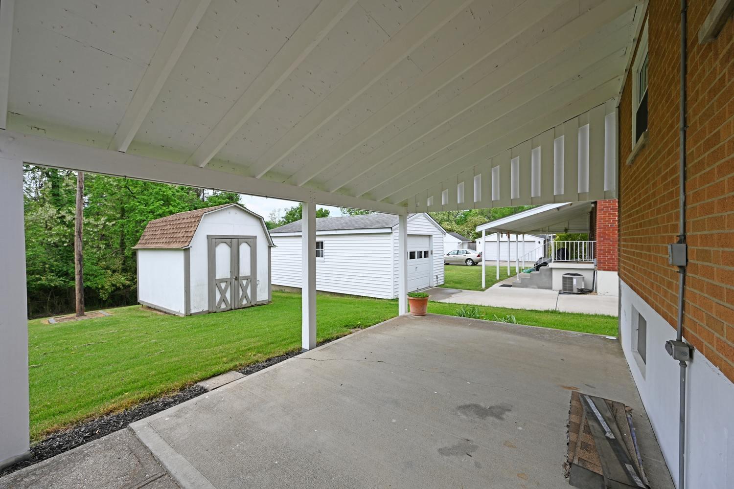 3345 Alexis Road Cincinnati, OH 45239 - Photo 25 of 31