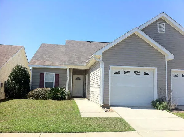 $700 | 2651 South Juniper Street, Unit 802, Foley, AL 36535