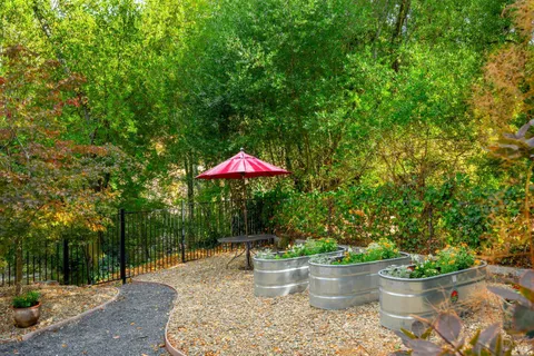 $1,698,000 | 4300 Warm Springs Road, Glen Ellen, CA 95442