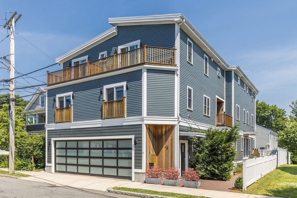 75 Decatur Street, Unit 2 Arlington, MA 02474 - Photo 1 of 14 Gallery Image 1