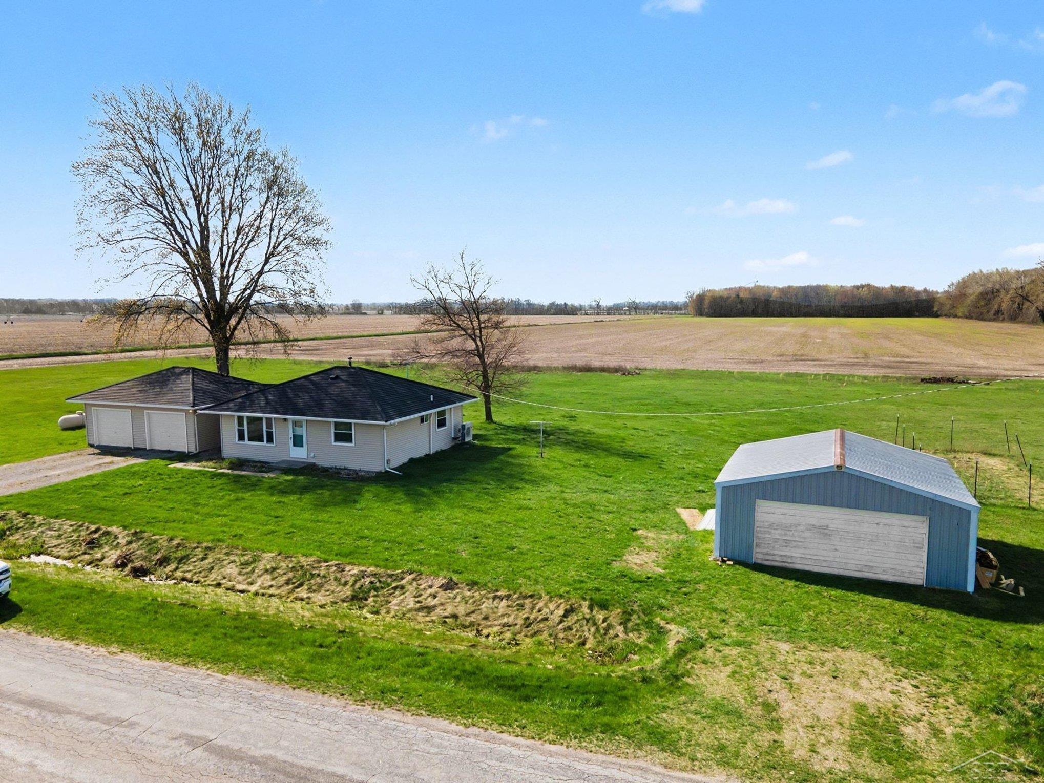 19395 Dice Road Merrill, MI 48637 - Photo 3 of 26