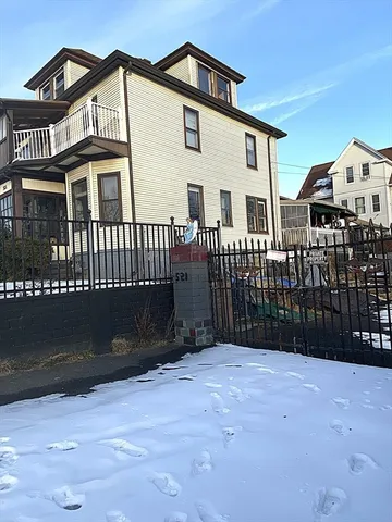$264,900 | 521 Liberty Street, Springfield, MA 01104