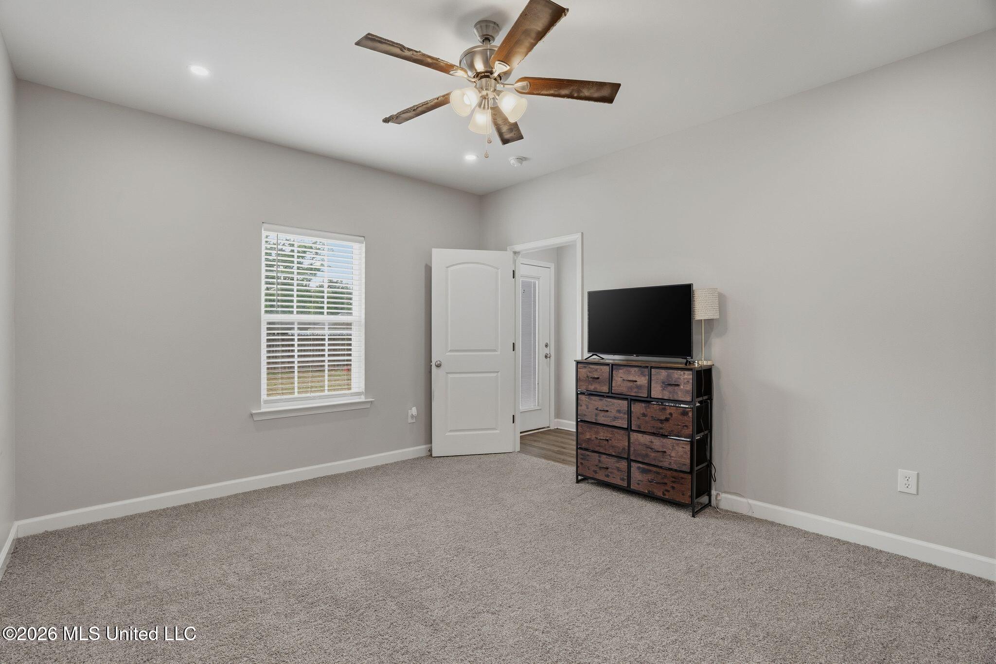94 Ridge Lane Lucedale, MS 39452 - Photo 15 of 27 94_Ridge_Lane-18