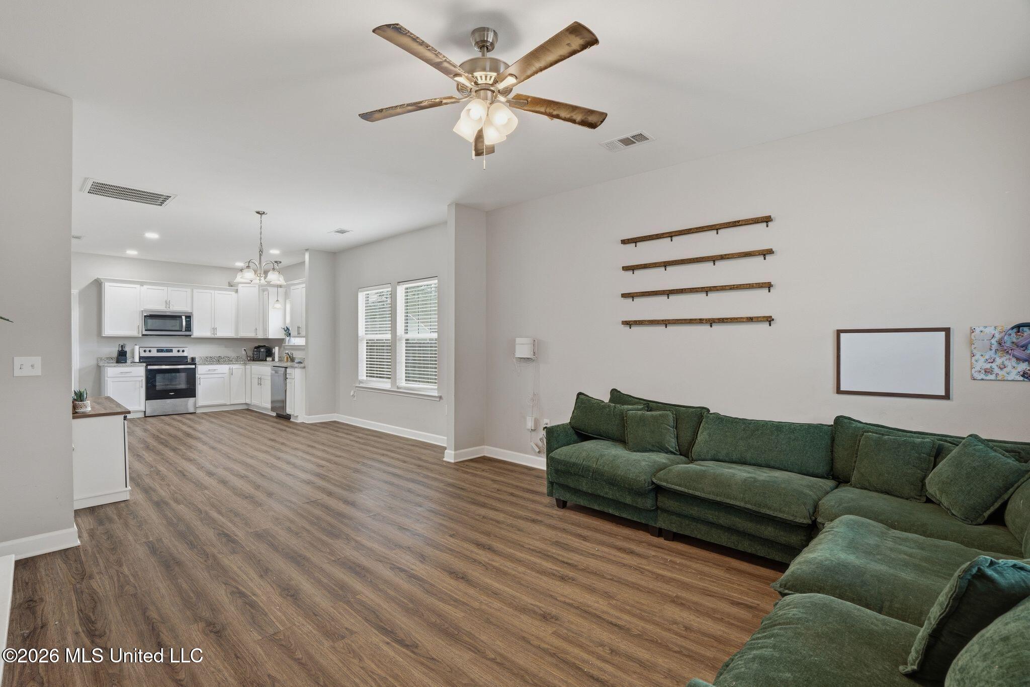 94 Ridge Lane Lucedale, MS 39452 - Photo 4 of 27 94_Ridge_Lane-7