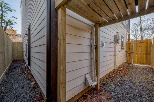 $399,990 | 2617 Rosalie Street, Houston, TX 77004