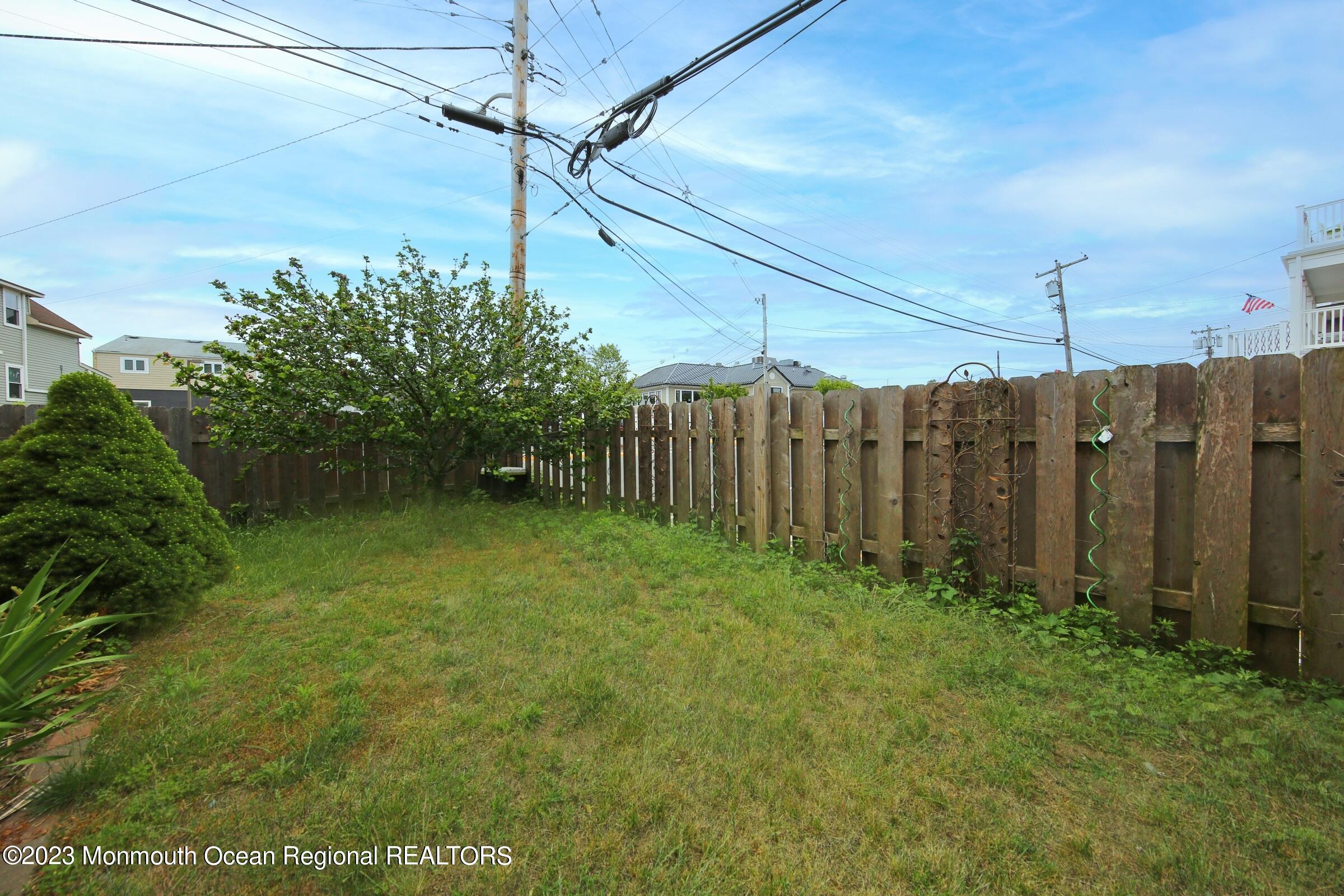 16 Cornwall Street Highlands, NJ 07732 - Photo 8 of 19 a view of a backyard