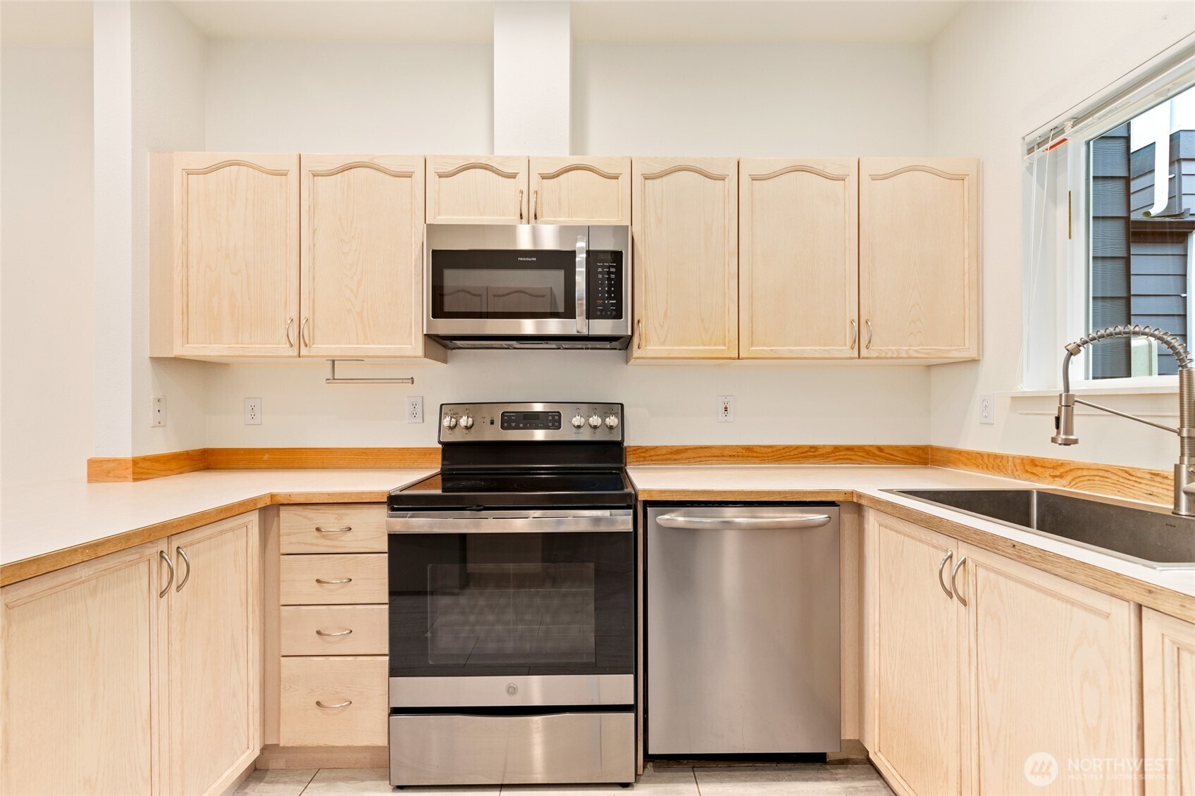 22619 4th Avenue West, Unit 3103 Bothell, WA 98021 - Photo 8 of 26