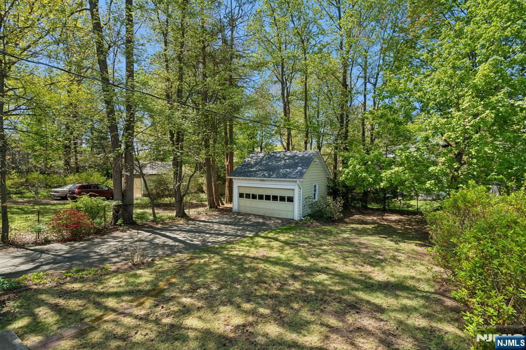 16 Duryea Road Montclair, NJ 07043 - Photo 35 of 39