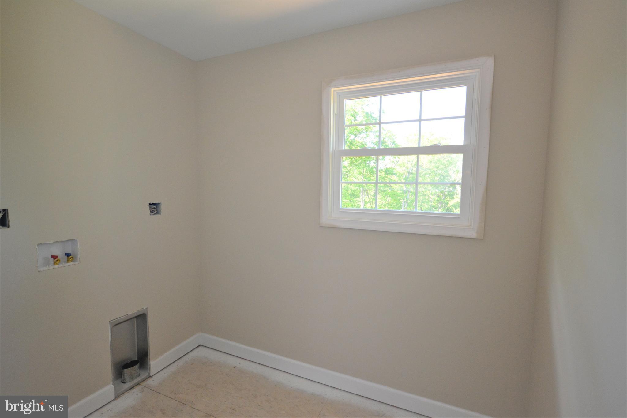 Lower Valley Road Strasburg, VA 22657 - Photo 19 of 37 MAIN LEVEL LAUNDRY ROOM