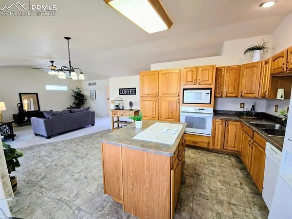 $374,900 | Undisclosed Address, Pueblo, CO 81008