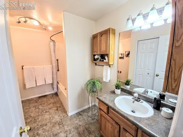 $374,900 | Undisclosed Address, Pueblo, CO 81008