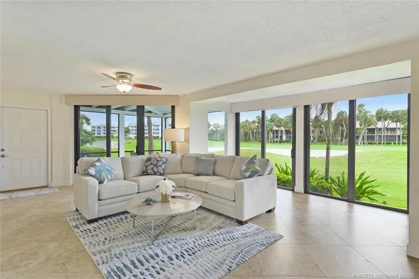 $499,000 | 303 Golfview Circle, Jensen Beach, FL 34957