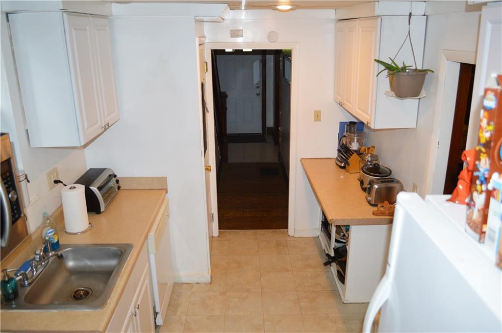 228 Edith Street Pittsburgh, PA 15211 - Photo 9 of 22 Gallery Image 9