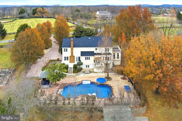 $1,339,000 | 15700 Trapshire Court, Waterford, VA 20197