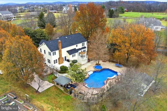 $1,339,000 | 15700 Trapshire Court, Waterford, VA 20197