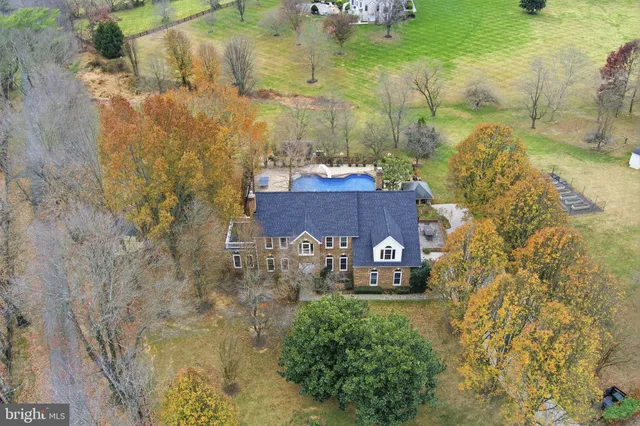 $1,339,000 | 15700 Trapshire Court, Waterford, VA 20197