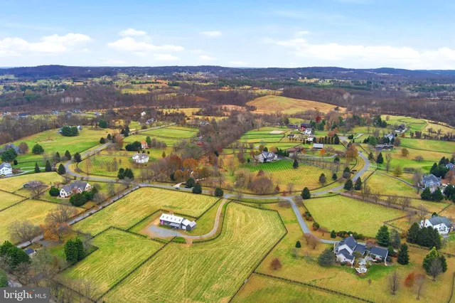 $1,339,000 | 15700 Trapshire Court, Waterford, VA 20197