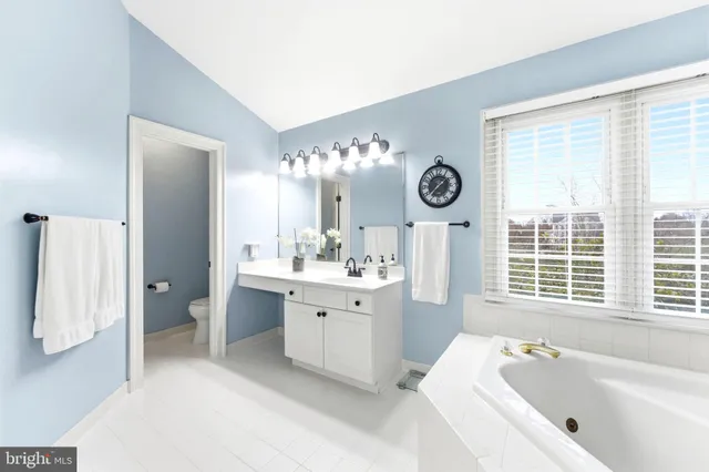 $1,339,000 | 15700 Trapshire Court, Waterford, VA 20197