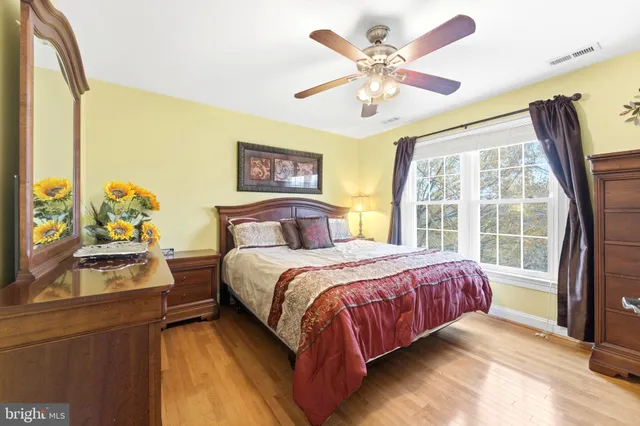 $1,339,000 | 15700 Trapshire Court, Waterford, VA 20197