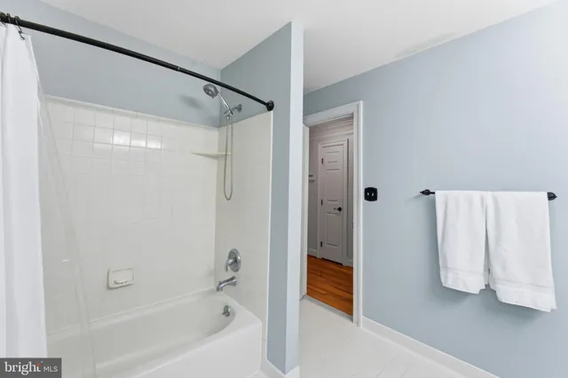 $1,339,000 | 15700 Trapshire Court, Waterford, VA 20197