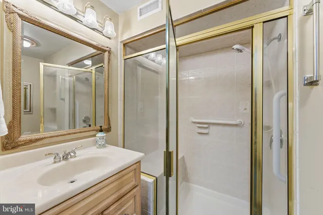 $1,339,000 | 15700 Trapshire Court, Waterford, VA 20197